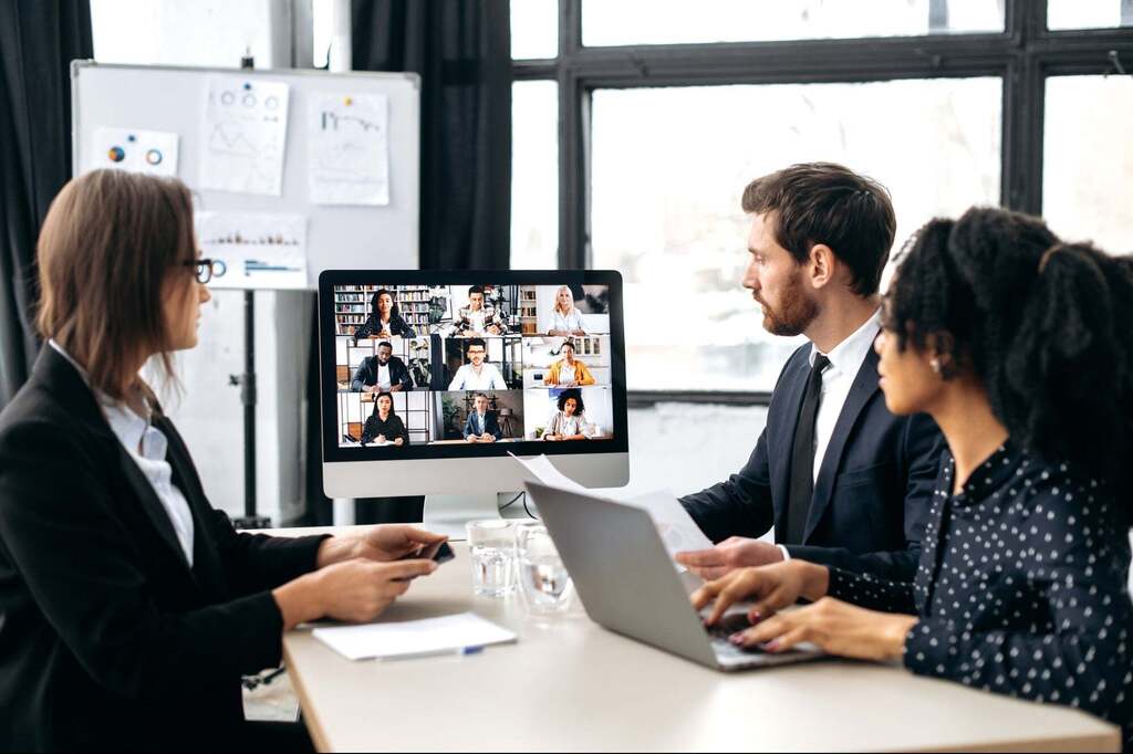 workremotenews's tweet photo. 5 Steps to Implement the Ideal Hybrid Work Model https://t.co/vxkKQgQeFs https://t.co/vynECM7YGT