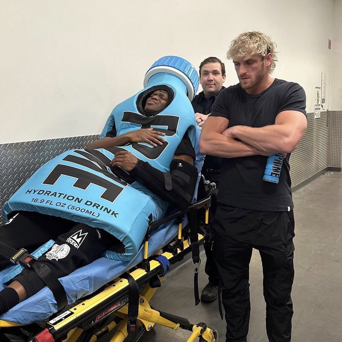 Happy Punch tweet media