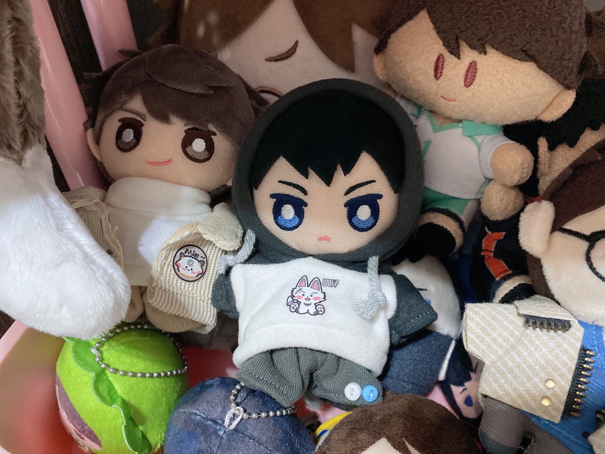 J____2o's tweet photo. 小及影穿新衣 https://t.co/eXzeXodhj9