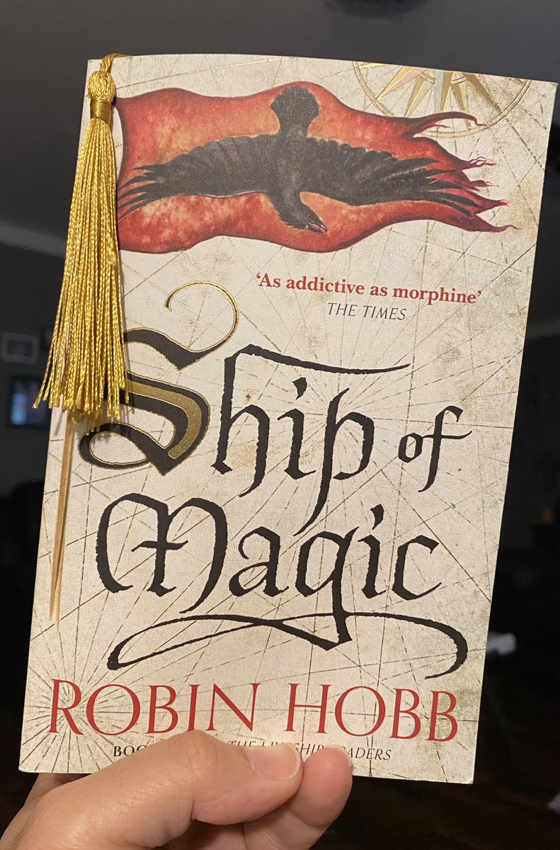 GeauxReadBooks's tweet photo. On to Ship of Magic. #shipofmagic #liveshiptraders #robinhobb https://t.co/12wQrK1lvO