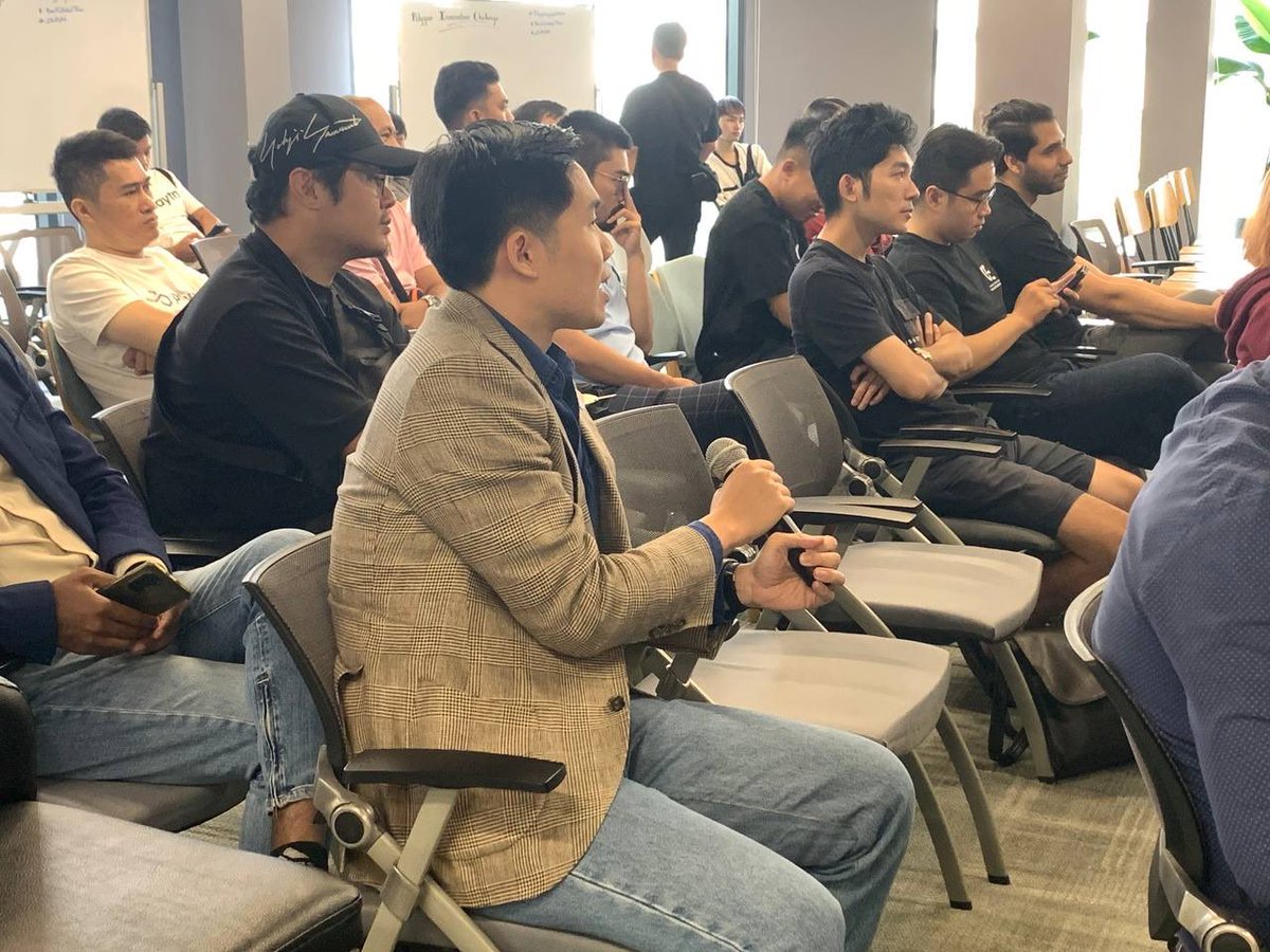 PolygonGuildHCM's tweet image. A very good presentation from Tony for Polygon 

#DevXGlobalTour #ZKevem #PolygonId