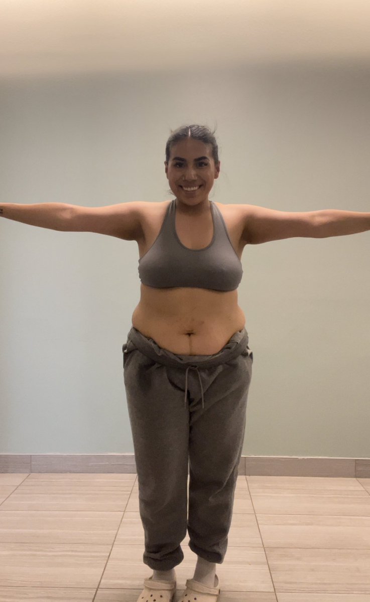 mjaayzee's tweet photo. Officially 18lb down! 🫶🏽🥳  postpartum really beat my booty this recent time. makes me happy to see that I’m slowly getting back to my old self 🥹🥹🤍 https://t.co/6L8lOfOocD