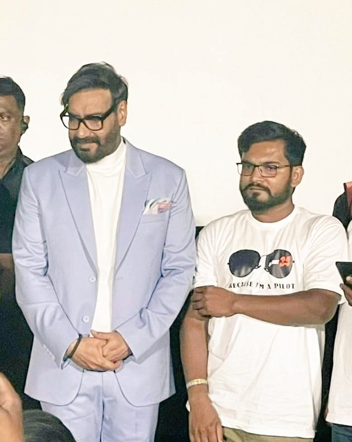 Happy birthday <a href="/ajaydevgn/">Ajay Devgn</a> Sir 🎂
Love u boss 

AJ AJ AJ AJ AJ AJ AJ AJ AJ AJ AJ