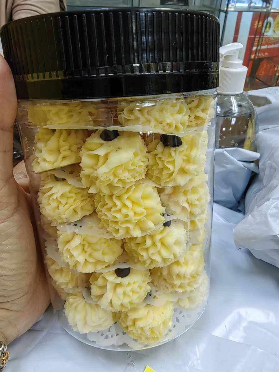 AboPerak's tweet photo. Time usha2 raya cookies guys 🤗
Yg mana pulihan korang?
X sabar nk tggu Butik Agromas Perak wat sale kat Agrobazaar Online....
Murah! Sedap! PuasHati 😍
@FamaNegeriPerak
#komboraya
#rayasale
#rayadatanglagi https://t.co/u66m7o6FTZ