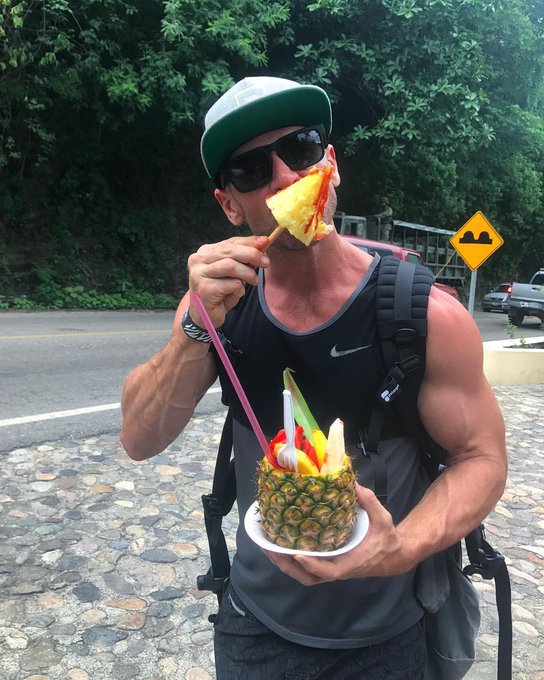 whats your favorite fruit? 🍍🍍 https://t.co/HSBWN3HWJZ<a href="/tag/throwbackthursday"class="tags"><span>#throwbackthursday</span></a>