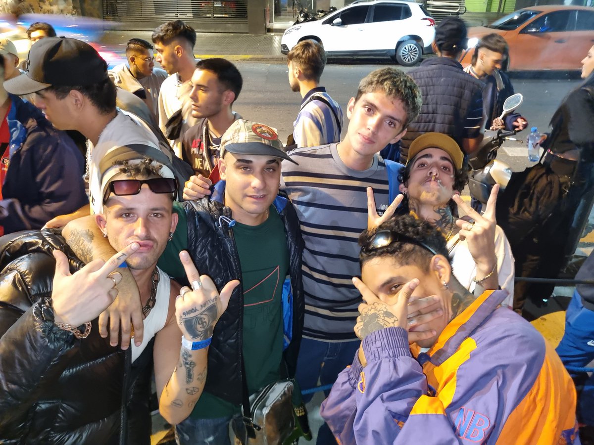 Gbz_Bot's tweet image. El admin con los GBZ aguante gbz wachoooooo