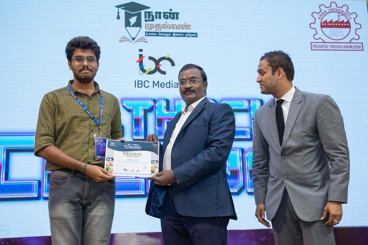 naan_mudhalvan's tweet photo. Congratulations to the winners of the Alt Hack Hackathon. Keep innovating and keep winning!

1st place - Team Altrizz

2nd place - Team Kryptonites 

#naanmudhalvan #ibcmedia #althack #hackathon https://t.co/qFSbItvZ1b
