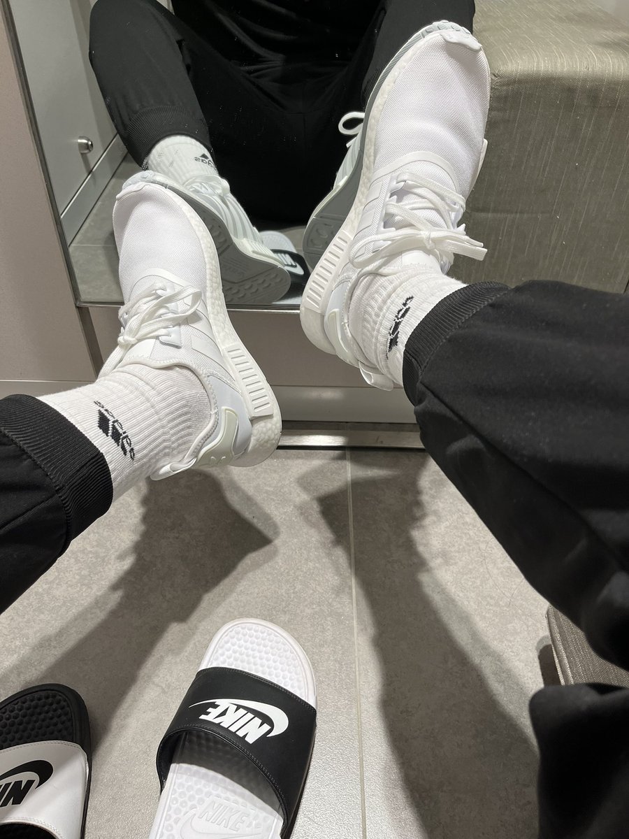 文青Cyrus tweet media