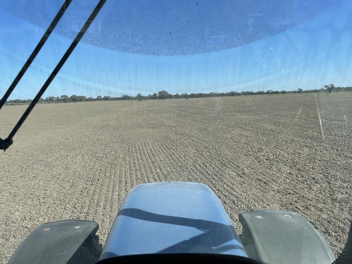 scottburger00's tweet photo. β¦@AlleenaBurgerβ© and I almost have paddock prep for winter 2023 done! This paddock went under 1m water during the floods for 6 weeks. Heaps of residual moisture planting π canola just hoping for a good break!π€β¦@Jeremy_Morton_β© β¦@brcagentsβ© β¦@Eckfarmingβ© https://t.co/ZJHdZx4G8n