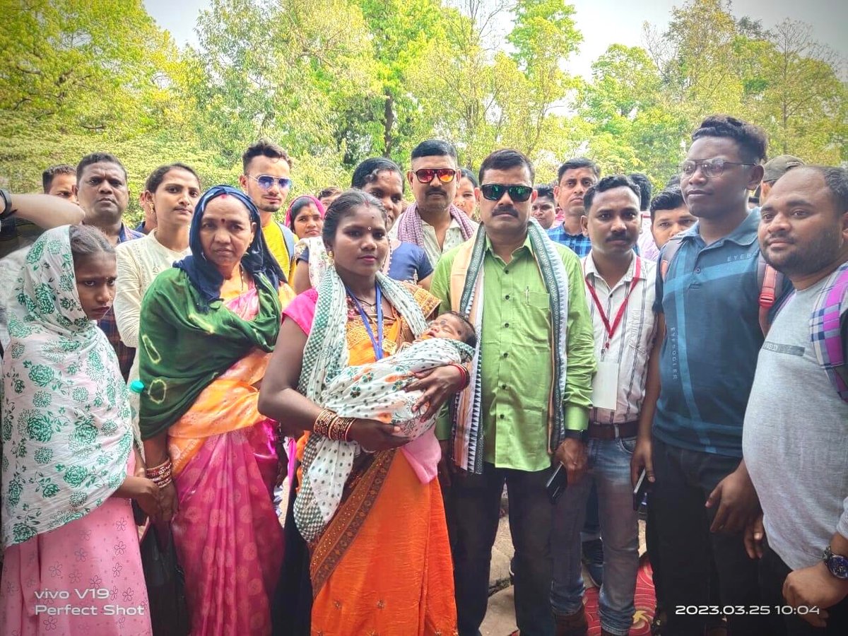 AryanRath15's tweet photo. Hon'ble CM please hear all outsourcing employees prayer &amp; abolish outsourcing system in odisha and regularised all outsourcing employees @CMO_Odisha @MoSarkar5T @pranabpdas @SecyChief @narendramodi @otvnews @INCIndia @JoeBiden @PMOIndia @AmitShah @homeodisha @WhiteHouse https://t.co/C0DEbGPcvA