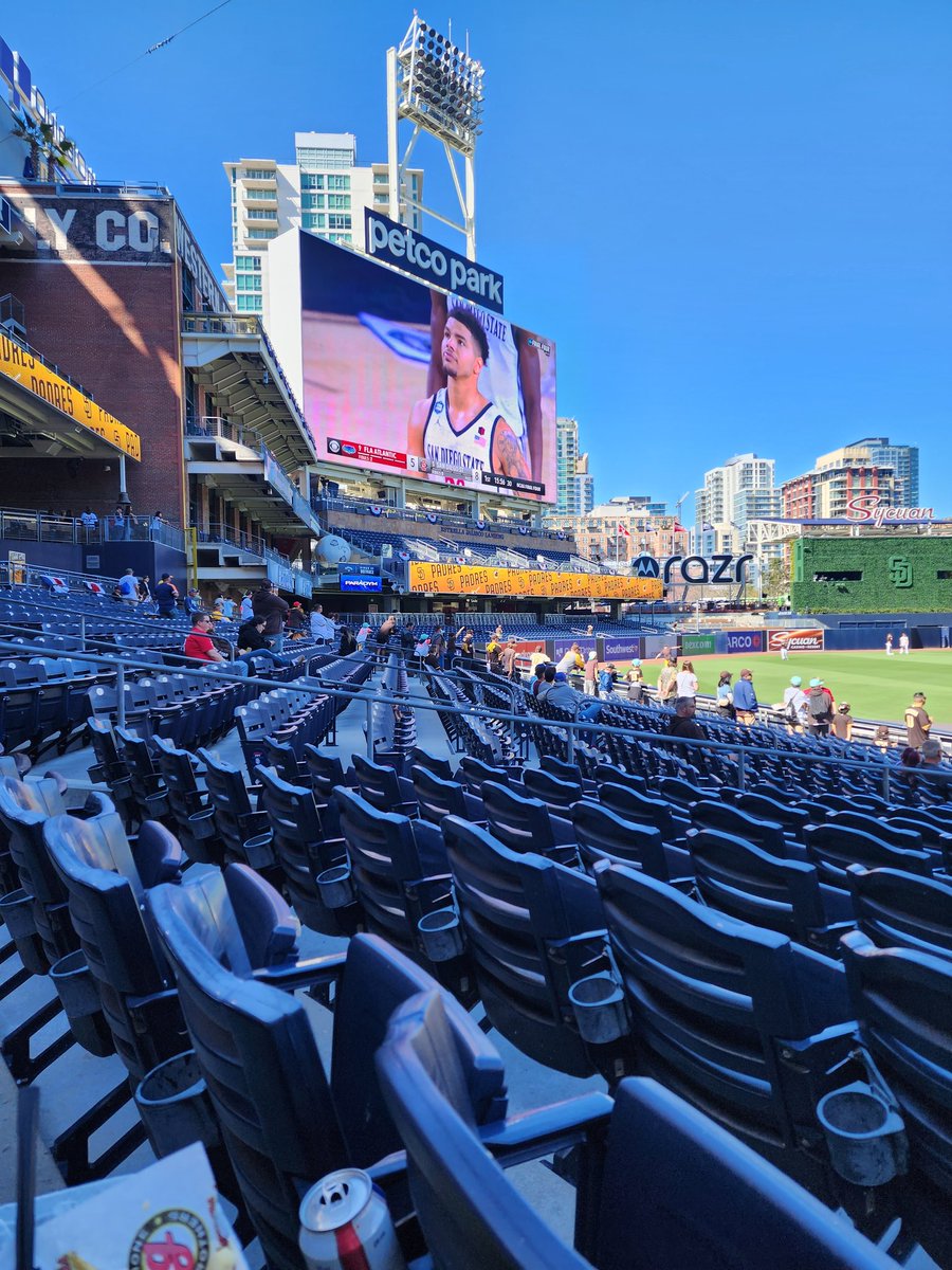 shanethevein's tweet image. At a baseball game, watching a basketball game. LFGSD! #Aztecs #Padres #FinalFour2023