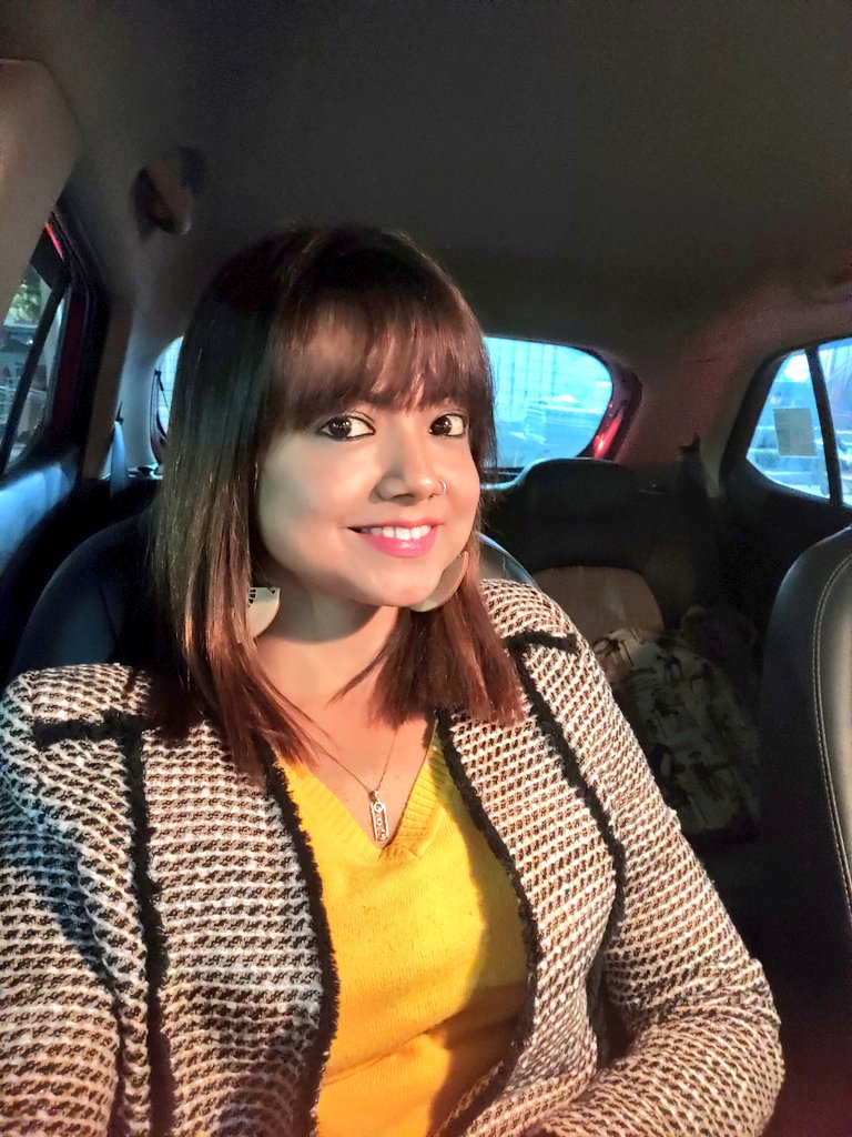 mimansashekhar's tweet photo. Putting all the current trends together in a single tweet -- posting a sunset click, a random pic, a pic on the driving seat and a food pic from my camera. And not giving any explanation for either! 😅
#whoaskedforit #okbye https://t.co/JcTKrcnBrE