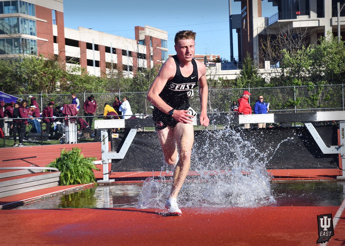 IUE_TFXC's tweet photo. Some of the Best 📸s from the Hilltopper Relays! 
#RedWolfNation
#OnePack https://t.co/aIacEpFF7W