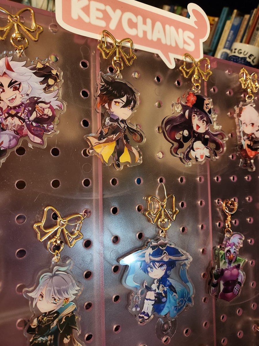 XenoHybridaArt's tweet image. I haven&apos;t been able to go to do my art and Collab&apos;s busy preparing for  #PRCC with @Josumi_kun  help! Best assistant ♡ #con #merchandise