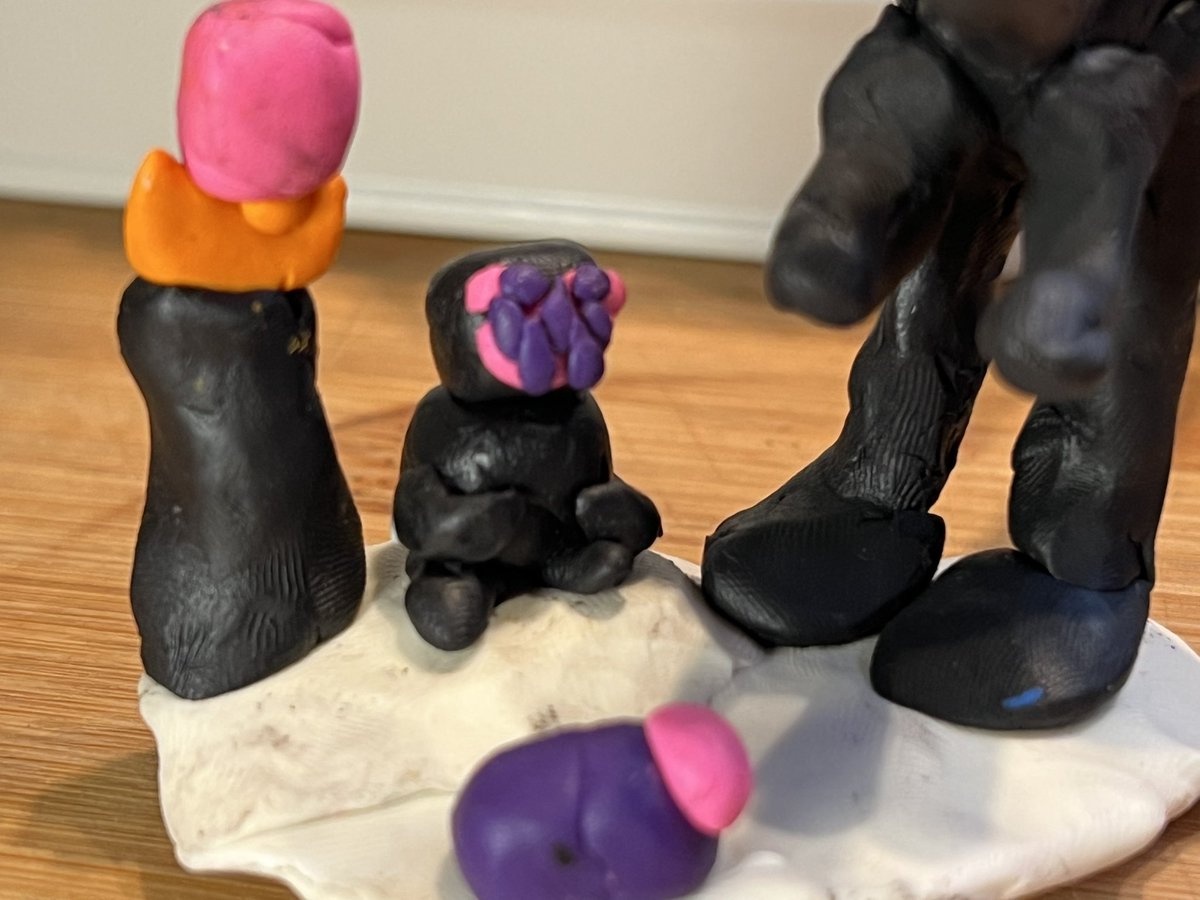 FishBowlFamily's tweet photo. 💜 A Mini Sculptures 🖤
#MinecraftEnd #MinecraftEndDimension #EnderDragon #EnterMite #Enderman
⛏️Made by: Saku Element Pecero https://t.co/dGJA0nXqmg