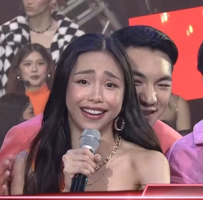 dte_0625's tweet photo. Maymay @maymayentrata07 and Darren interaction..cuties!

BloomingApril for DARREN
#DARREN @Espanto2001 https://t.co/QvRz3RB1c8