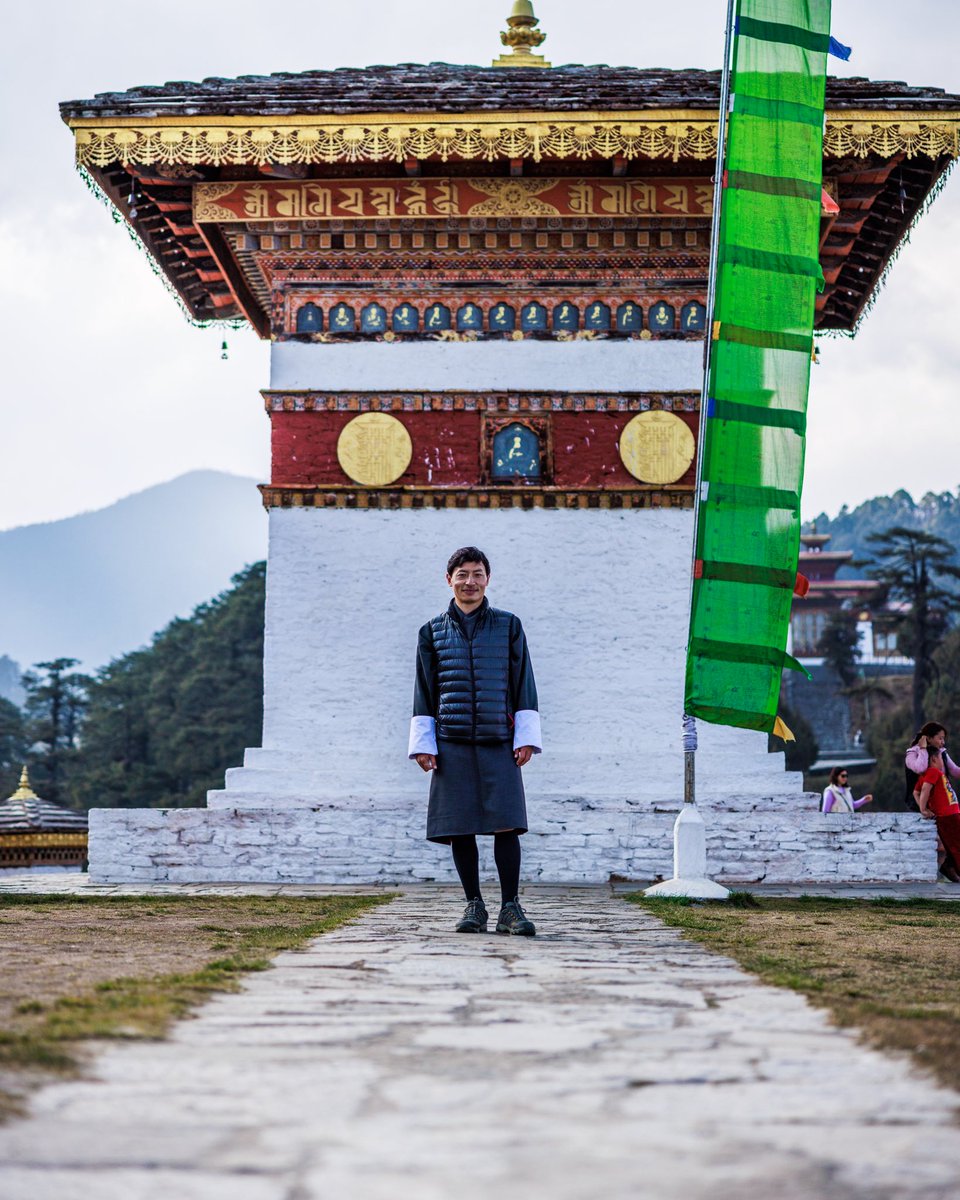 DrukTraveler's tweet photo. Amidst the chaos and uncertainty of life, remember that the answer to your greatest questions and challenges lies within you - trust in your inner wisdom, embrace your strength, and let your light guide you towards your highest potential. #innerwisdom #embracestrength #potential https://t.co/JrVmhS3nuh