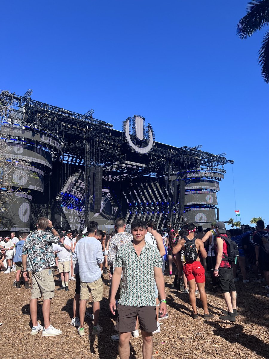 vvictorg_'s tweet photo. UMF 2023 https://t.co/n5tAEhzM6f
