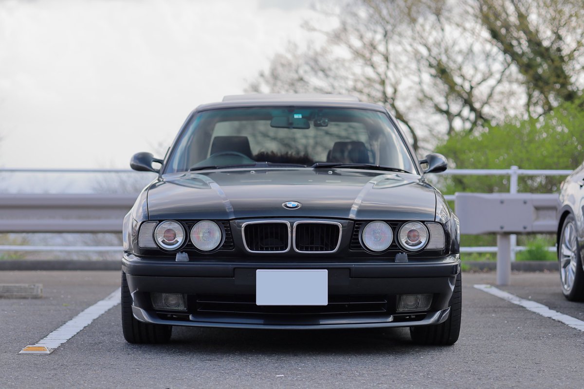 v36_55th's tweet image. 友達の車がカッコ良すぎる

#BMWE34 #E34