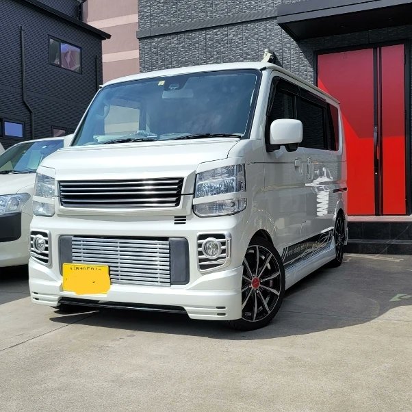shinko1048's tweet photo. 今日は、浜松からエブリィの車検でお越し頂きました☆
遠方なのにほんと、有難うございましたm(__)m
https://t.co/KEuofqwCxf
#エブリィ
#エブリィワゴン
#コンプリートカー販売
#エブリィコンプリートカー
#新車コンプリートカー
#エブリィドレスアップ
#LSLINE
#進光自動車
#shinko
#ハーテリー https://t.co/aHBwpBf9to