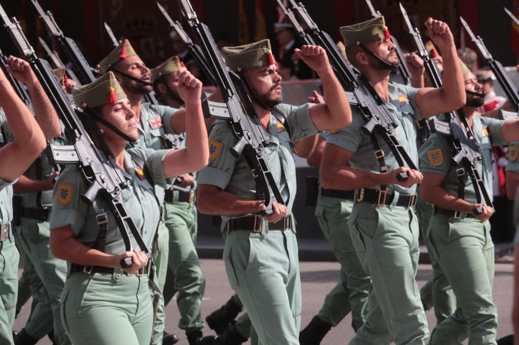🌿 HOY iniciamos la Semana Santa.
Celebramos la entrada triunfal de nuestro Señor Jesucristo en Jerusalén. 🌿

¡FELIZ DOMINGO DE RAMOS!

EL TERCIO “Duque De Alba 2” de LA LEGIÓN desfilará en la procesión de Ubrique. ⬇️

actualidad.radioubrique.com/2023/03/31/tod…

RENDIRSE NO ES OPCIÓN ⚔️ 🇪🇸