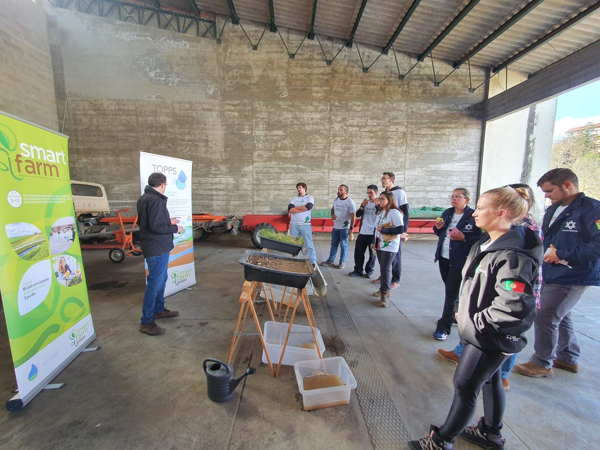 anipla_com's tweet photo. João Cardoso, diretor executivo da #ANIPLA, este fim-de-semana nas #24hagriculturasyngenta com a apresentação da Smart Farm Virtual, plataforma que reúne informação sobre boas práticas na proteção das culturas, biodiversidade, agricultura e agricultura digital #SMARTFARM https://t.co/7U51uACAb9
