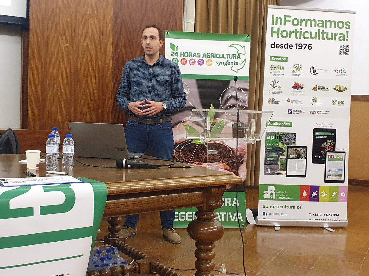 anipla_com's tweet photo. João Cardoso, diretor executivo da #ANIPLA, este fim-de-semana nas #24hagriculturasyngenta com a apresentação da Smart Farm Virtual, plataforma que reúne informação sobre boas práticas na proteção das culturas, biodiversidade, agricultura e agricultura digital #SMARTFARM https://t.co/7U51uACAb9