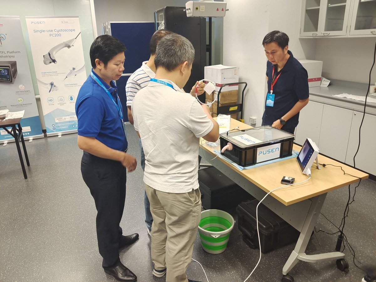 RonLee60253963's tweet photo. 2023 SGH - PUSEN RIRS HANDSON WORKSHOP was successful . Big thanks to SGH Urology team , Industrial partners , Speakers and Delegates ! It's always pleasure working with you . See you on next Workshop on Nov17 , 2023 . @PusenMedical @mysgh @DocGauhar @CookMedical @micspin72 https://t.co/Q2vlwZwhRY