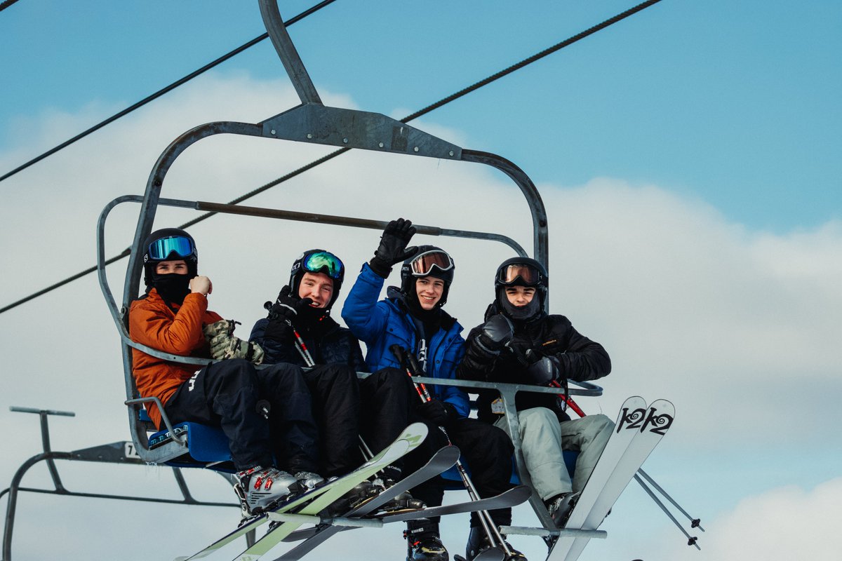 Come get some Spring Skiing FINAL TURNS on the mountain with 2 for 1 lift and rentals and a high of +5 on our last day of 2022-23 ski season.

We are open on 11 trails and 2 Tparks from 9am-4pm.

Ducky’s and Cafeteria open with food and drinks.