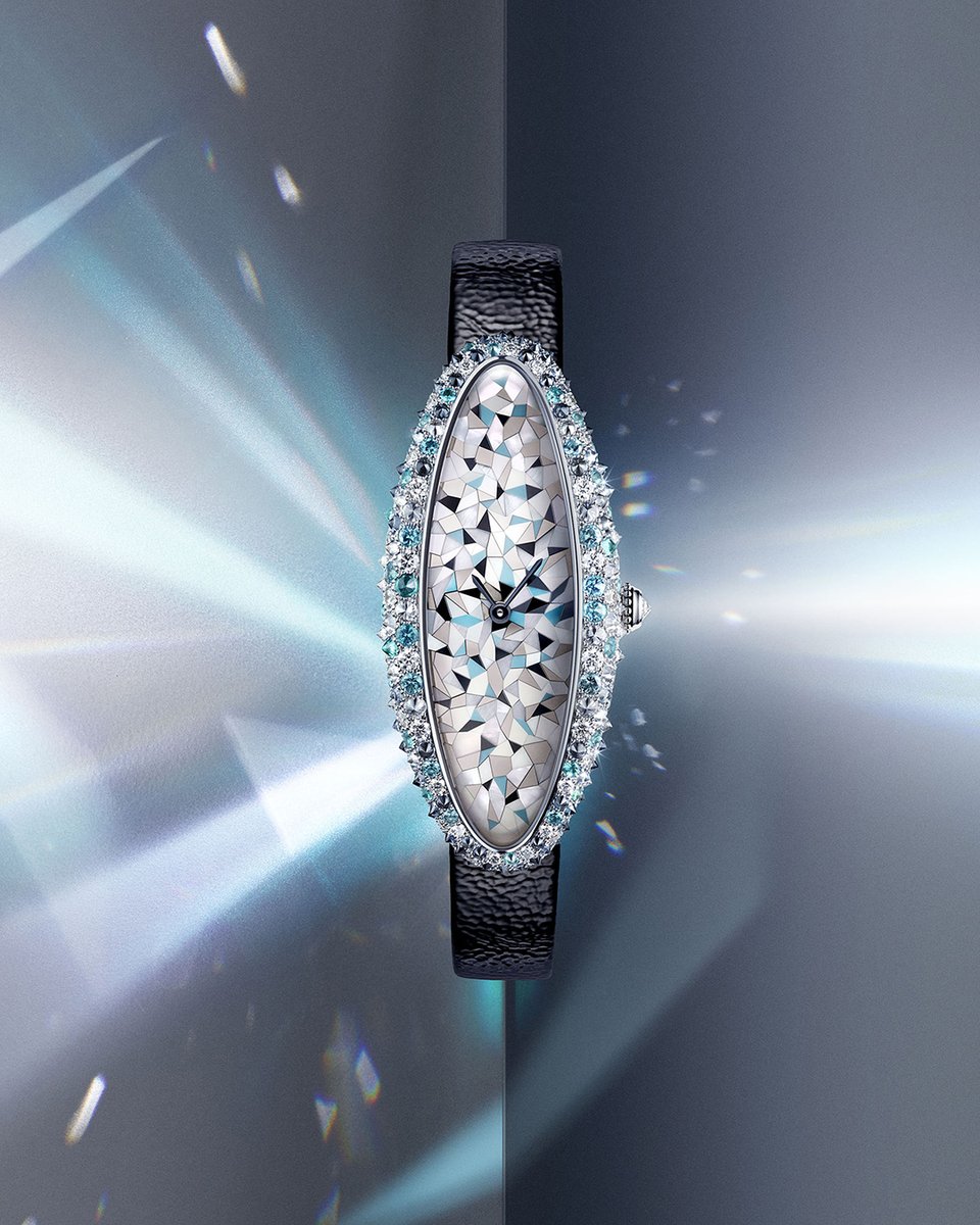 Cartier explores the oval of the Baignoire dial to create watches that are also pieces of jewelry. #CartierBaignoire #CartierWatchmaking #WatchesandWonders2023 
ms.spr.ly/6014gBLmG