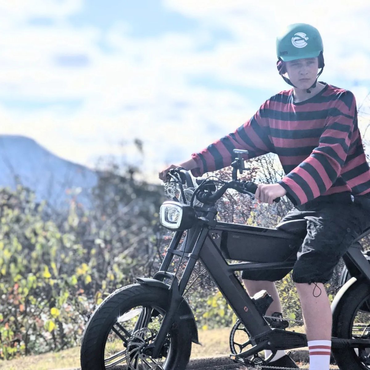 C3Strom's tweet photo. Go green with my E-bike. Join the green life with C3strom at https://t.co/geKllGnSCr! 

Thanks to choochupacabra

#c3strom #astro #ebike #greenlife https://t.co/XUOdmXP4EP