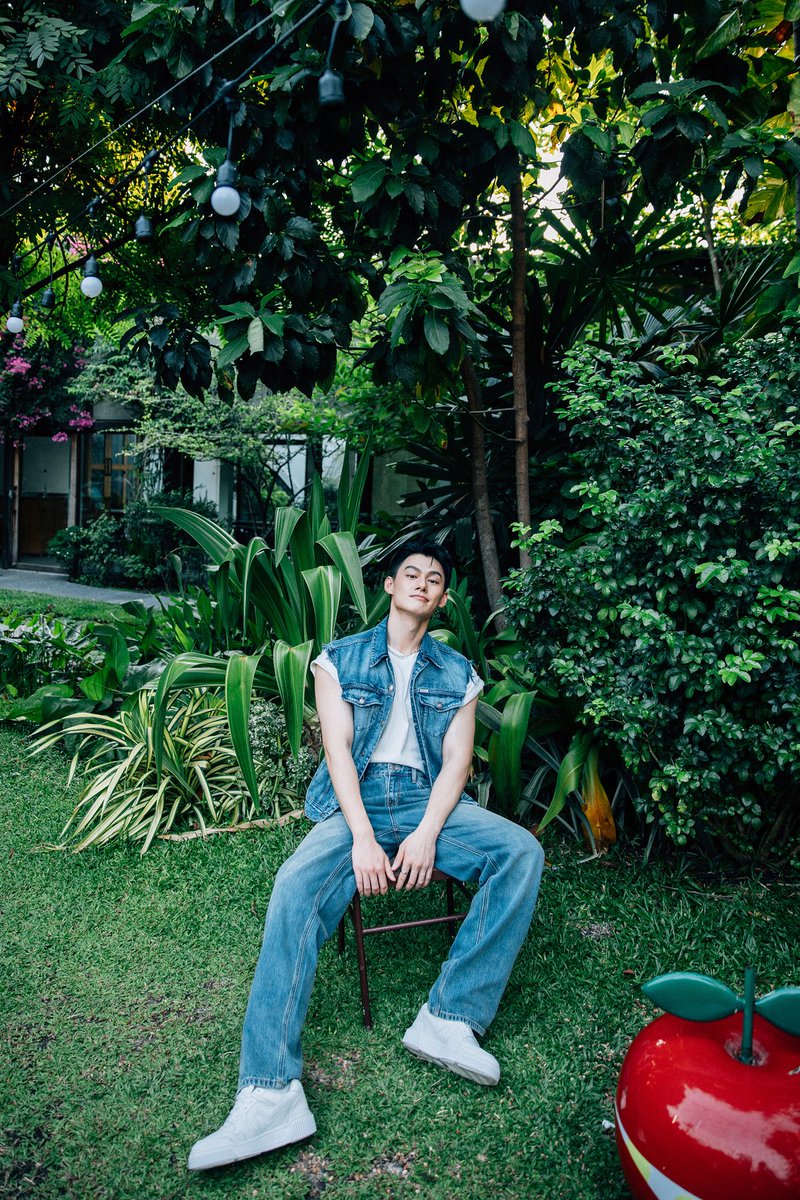 everydaywzc's tweet photo. That jaw is serving 🫣🫣 https://t.co/JUI73GsACB