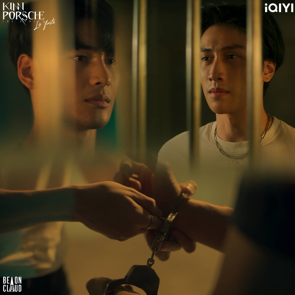 iQIYI_Thailand's tweet photo. ครบรอบ 1 ปี คิดถึง #KinnPorscheTheSeries กันไหม? ตัวละครเหล่านี้จะทำอะไรกันอยู่น้า? 
มาคุ​ยกัน! มีลุ้น​ iQIYI​ด้วย​น้า​ อ่านกติกาได้ในโพสต์นี้เลย
📲https://t.co/D61pTbPnN3 https://t.co/z5QYYTsEtr