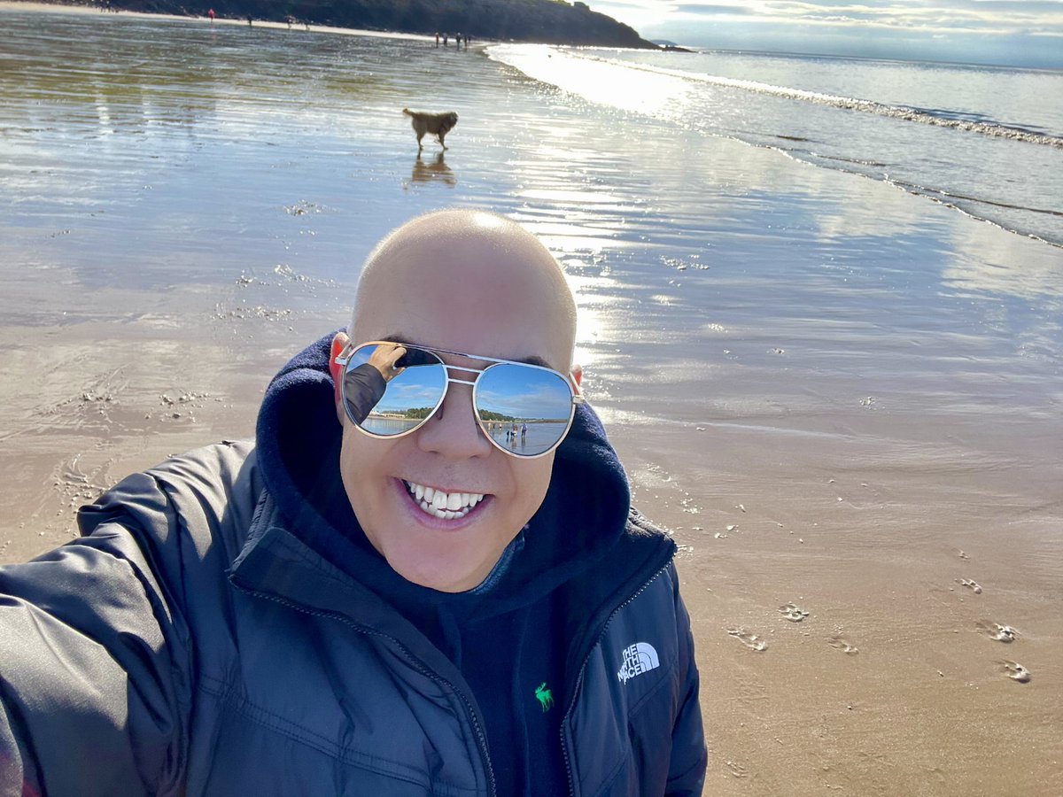 Happy holidays <a href="/PencoedtreHS/">Pencoedtre High School</a> @EthosValuesPHS looking after <a href="/Miss_theatrical/">Miss A Williams ( PHS performing arts dept)</a> dog the lovely Dug! So lucky to have this amazing beach right in our doorstep! Enjoy the Easter holidays to all the amazing pupils and staff!