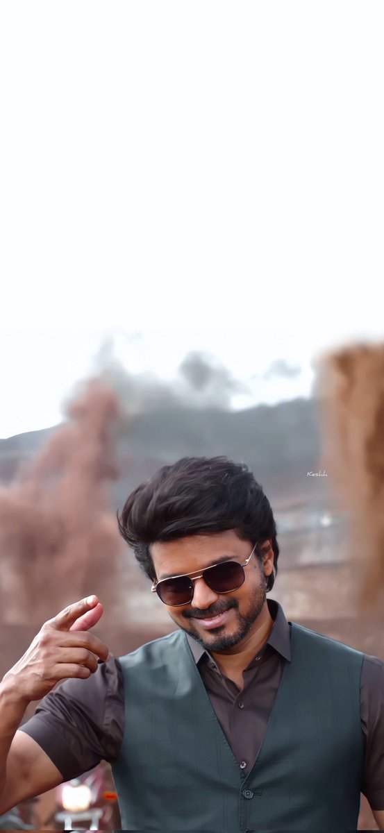 _cine_updates's tweet photo. #ThalapathyVijay is going to open an Instagram account 🔥🥵. #LeoFilm @actorvijay
Get ready to create some mad 24hr records💥💥💥 #Leo https://t.co/CeTaz43i8v