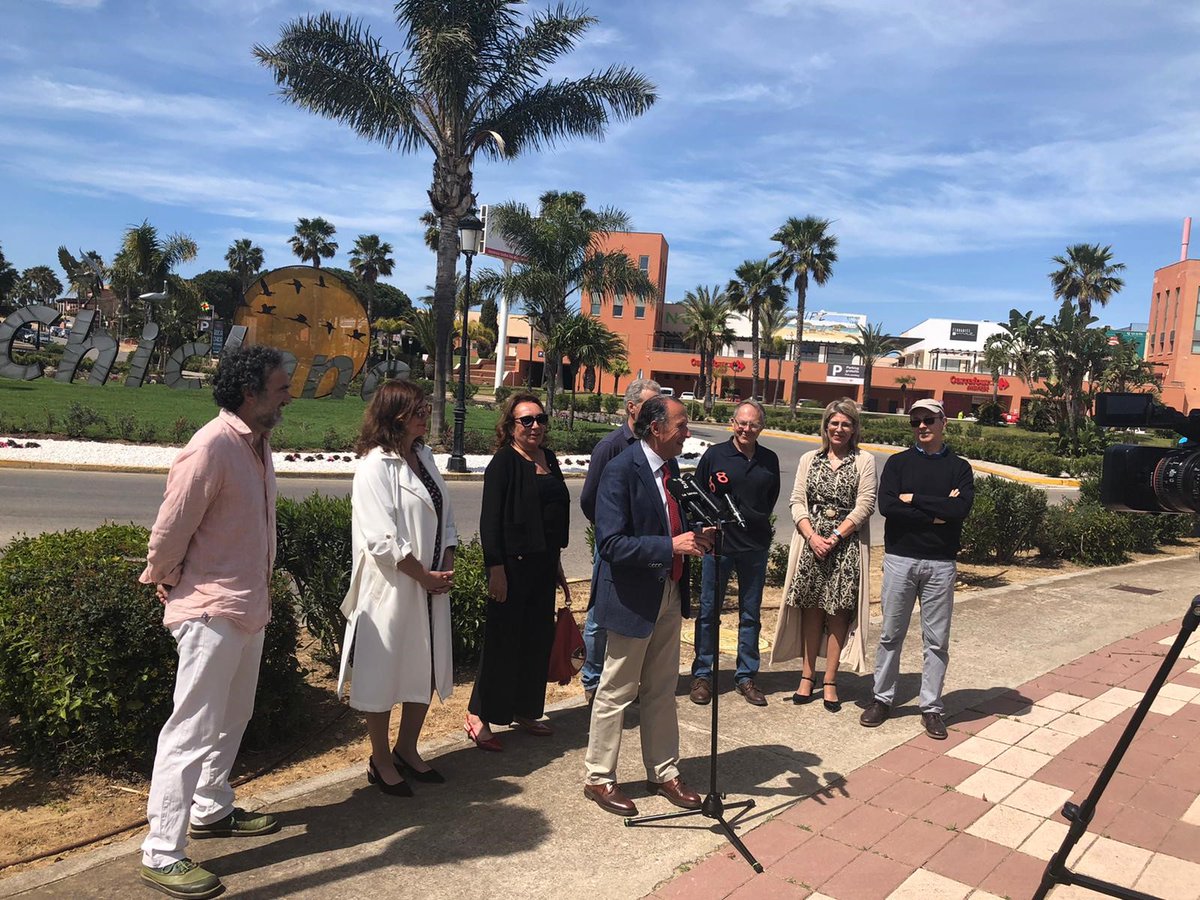 Global Flyway Network (@globalflyway) on Twitter photo The spirits of migrating #spoonbills are now shared with every visitor to centre of #CHICLANA, south of #Cádiz, Spain! Yesterday, display was inaugurated by the mayor of city & other guests, with speech of <a href="/PacoHortas/">Paco Hortas</a>. Yet another amazing achievement of limesplatalea.blogspot.com!!! The spirits of migrating #spoonbills are now shared with every visitor to centre of #CHICLANA, south of #Cádiz, Spain! Yesterday, display was inaugurated by the mayor of city & other guests, with speech of <a href="/PacoHortas/">Paco Hortas</a>. Yet another amazing achievement of limesplatalea.blogspot.com!!!