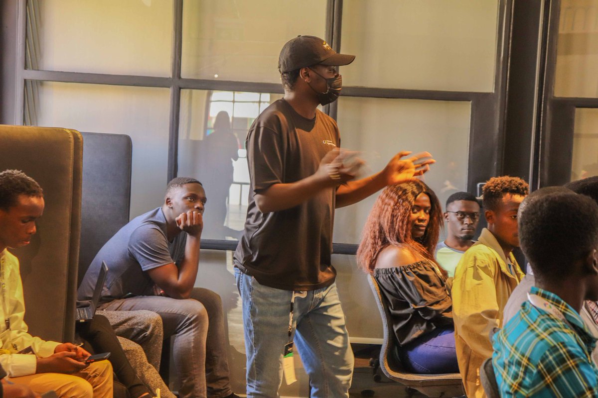 mayeedwin1's tweet photo. Super amazing recent moments during @gdgeldoret events. Forward together, empowering each other #MeetMaye https://t.co/k8HKKu238z
