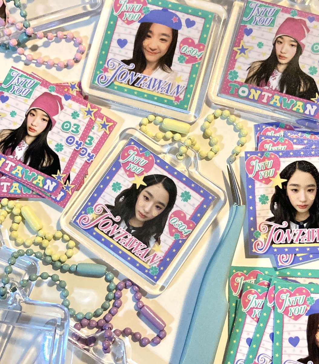luvyouttw's tweet photo. *:✼✿ pls rt สุ่มจากรี 2 set ✿✼:*
giveaway intuyou day 🍒🐝🌴⭐️ ⋆ ﾟ.
✺ 🐠🪸 only 12 set 🪸🐠 ✺
★ keyring tutu ( random ) ༄
★ google form ꔚ 0304 ꔚ 20.00 pm
★ free shipping ꔚ 🛺💨
#tontawan_t #tontawan #intuyou https://t.co/uQ4IMtvxcg