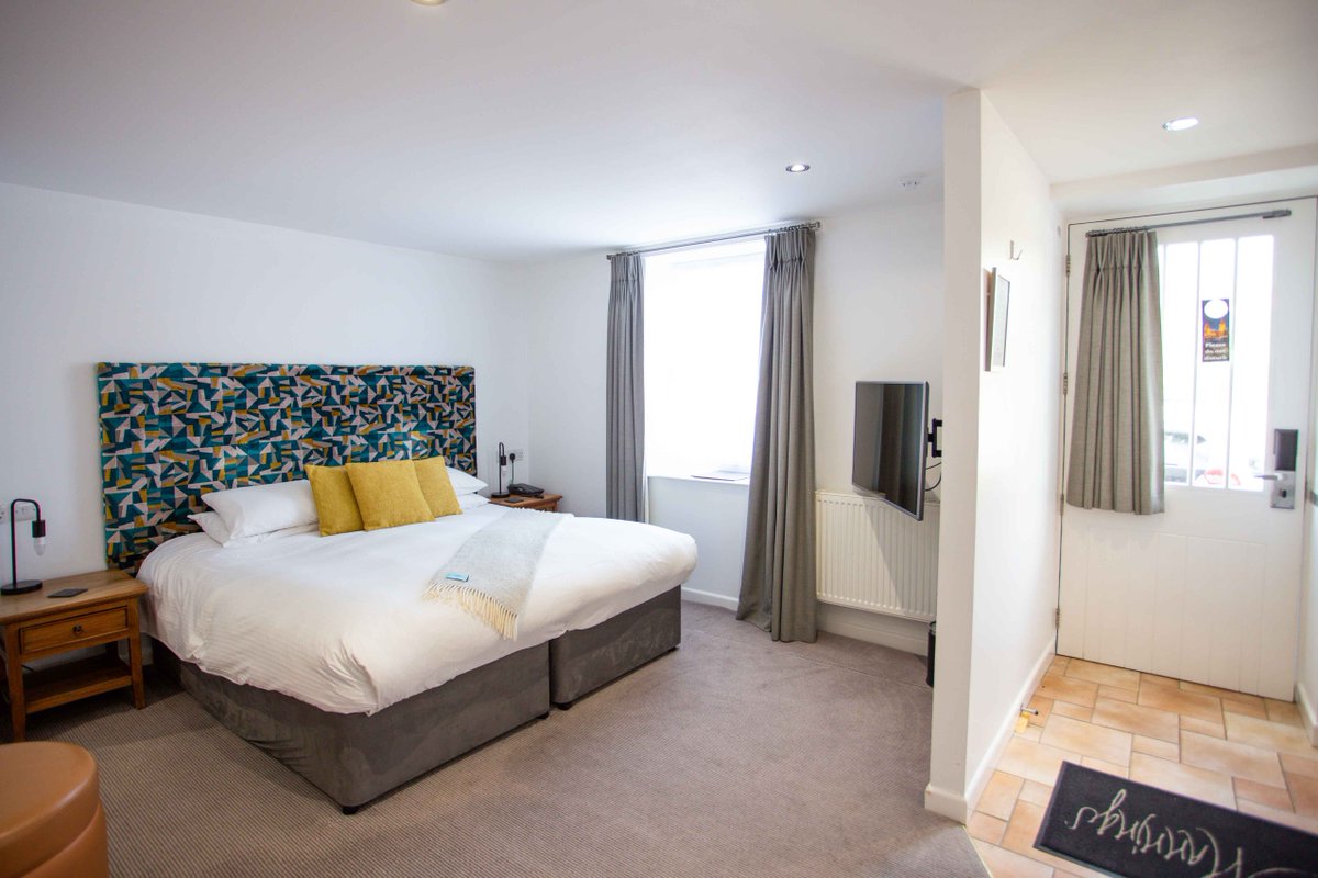 Dreaming of staying a little longer? Why not opt for an apartment on your Cornish staycation and enjoy a spacious bolthole in the heart of the Duchy, with handy onsite parking? 

Find out more &amp; book online here: manningshotels.co.uk/apartments/ 
#manningstruro #visittruro #trurocitylife