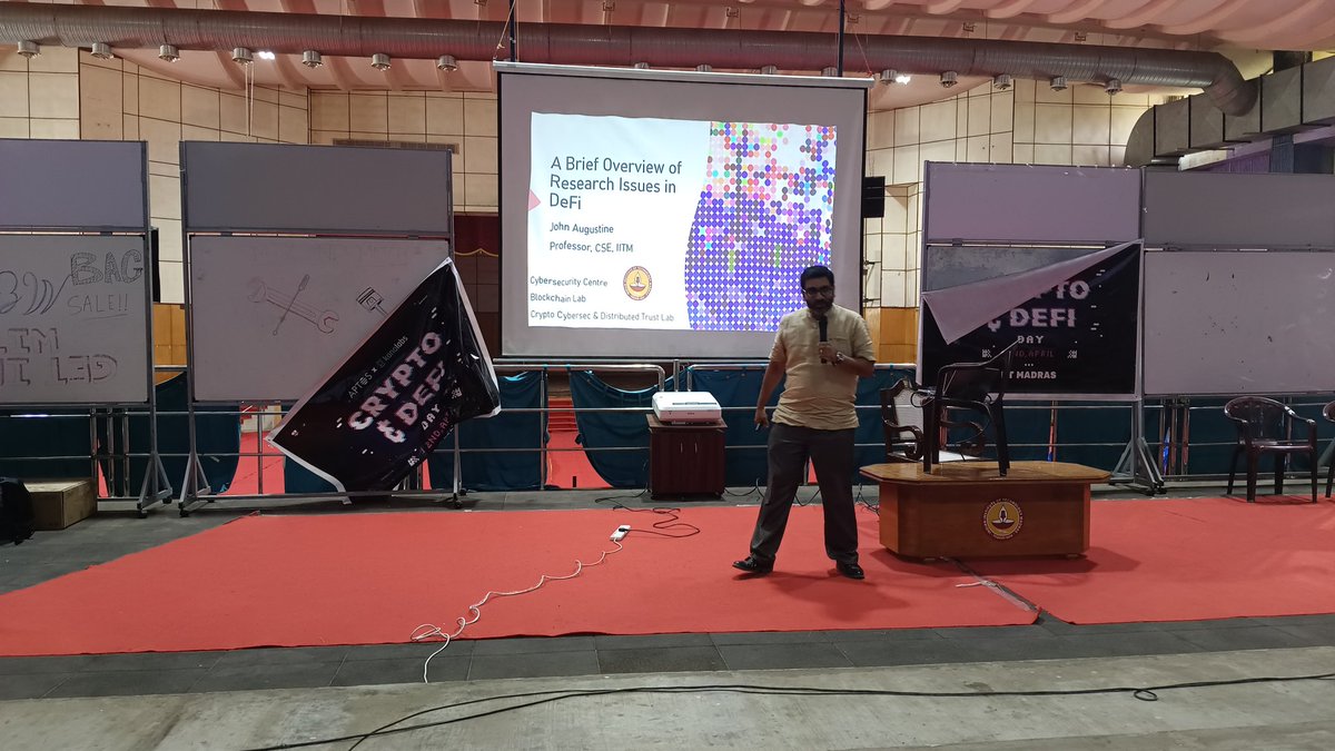 Barfi_31's tweet photo. It was an amazing session by John Augustine and @ovia_seshadri mam related to defi in the IIT, madras. It cools to see a lot of web3 enthusiastic people over here.

#web3chennai #IITMadras #blockchain #TPG #tpgchennai #thephoenixguild https://t.co/3dym71xo5Y