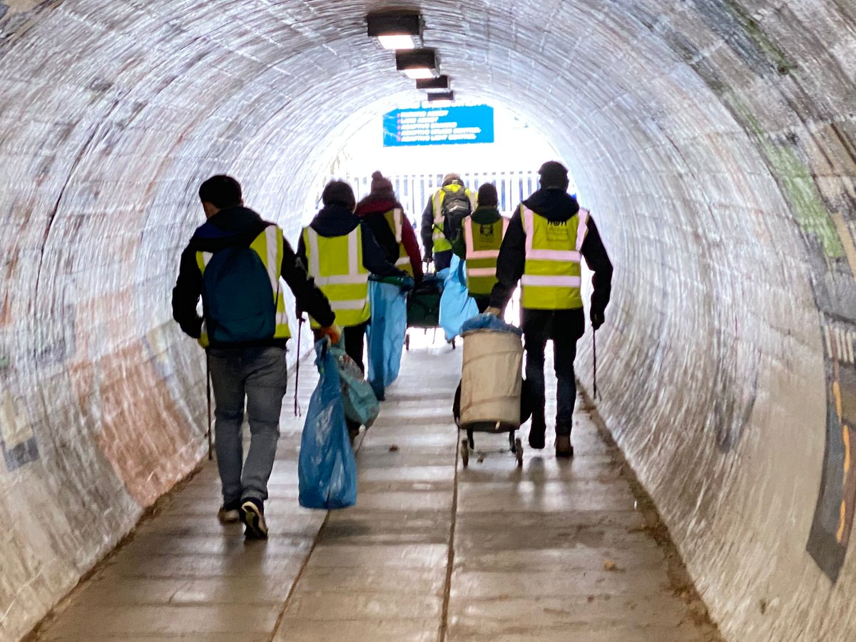 Litter Network Volunteers on patrol during the 2023 Great British Spring Clean #LoveWhereYouLive