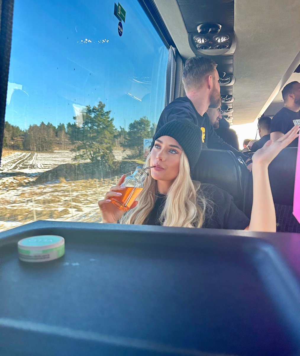 Josefine Caarle tweet media