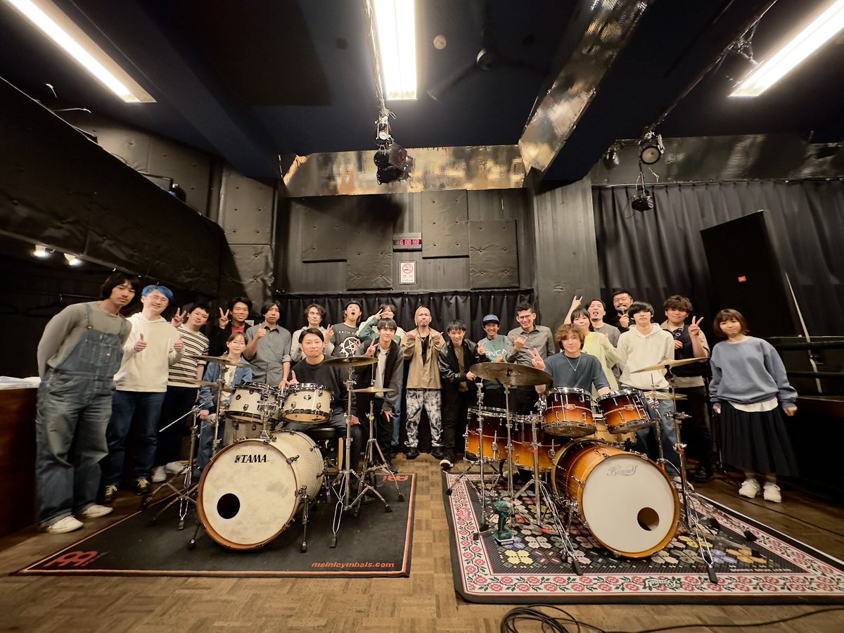 OdawaraShareido's tweet photo. 【ドラム最高！🥁】
小田原ドラマーミーティング、長島珈琲調律倶楽部、ドラムの１日ご参加の皆様どうもありがとうございました！！
Bonney Drum Japan、ブルーピジョン・スタジオ、長島県さん、渡辺拓郎さんステキなお話どうもありがとうございました！！🙇‍♂️ https://t.co/dY9uigMiwc