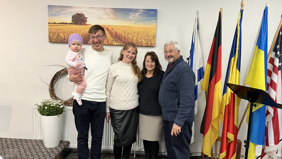 tim2ro's tweet image. From near tragedy to joyful reunion... - eepurl.com/iodIKA