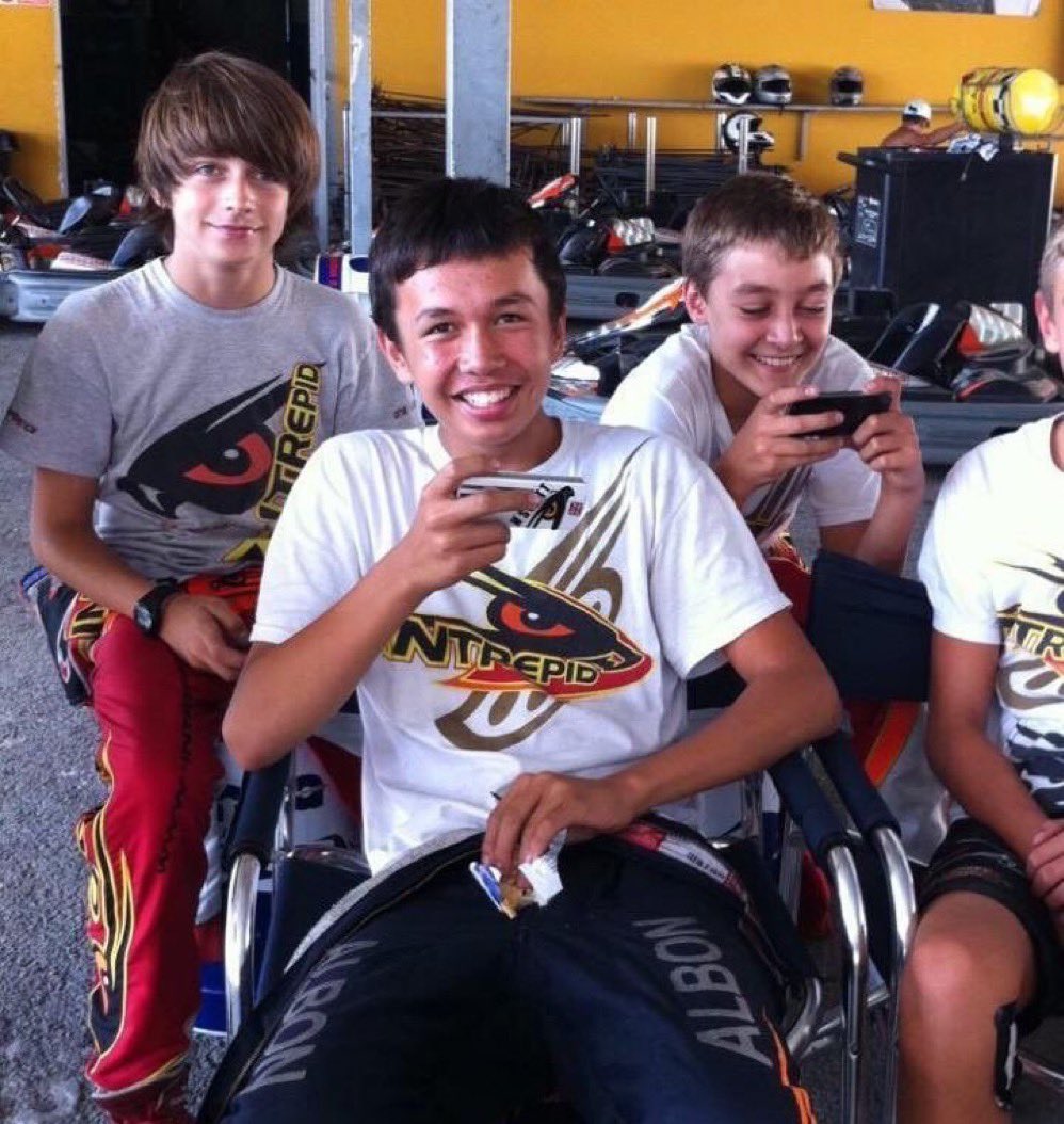 f1mcqueen's tweet photo. “Yep that’s us. You’re probably wondering how we ended up in this situation” https://t.co/h8lim0cnGt