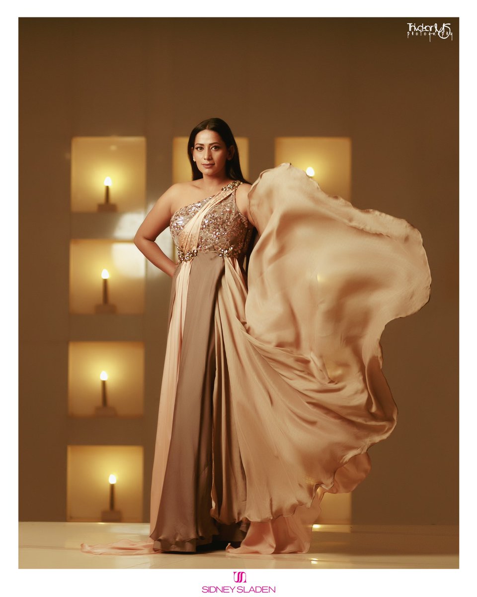 SanjanaSingh_'s tweet photo. Forever by @sidneysladenofficial #sidneysladen @sidneysladen ❤️featuring @actresssanjana
photographer : @thivakar.photo
makeover : @pinkylohar
Bts styling: @arthika_rajendran
Location : @pashathepark https://t.co/NWpxlalj8z