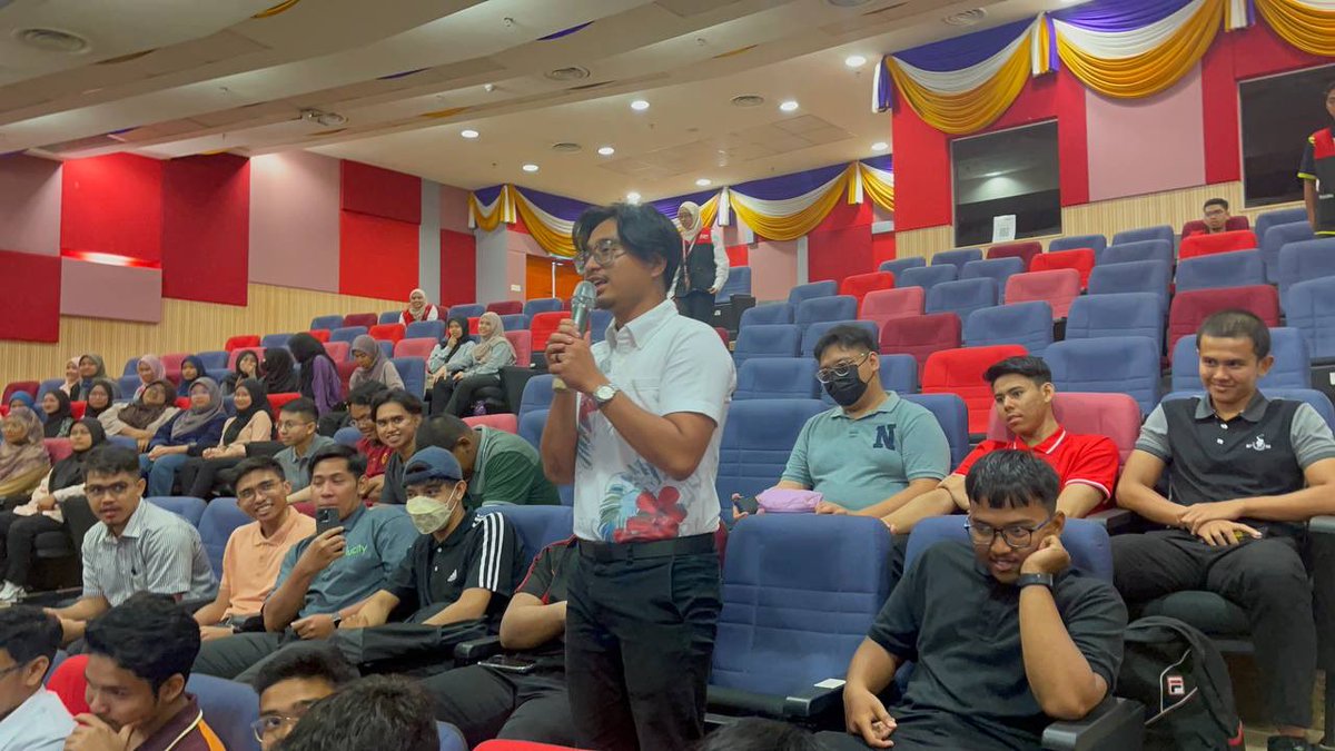 mppkjm's tweet photo. *[MINGGU DESTINI SISWA BAGI SESI MAC-OGOS 2023]*
 
AHAD | 2 APRIL 2023

"MAHASISWA SINERGI, PENERAJU KEPIMPINAN BERVISI”

Yang Menjalankan Amanah

Mailis Perwakilan Pelajar
UiTM Cawangan MelakA
Kampus Jasin
Sesi 2022/2023 https://t.co/ImVU5UzfKF