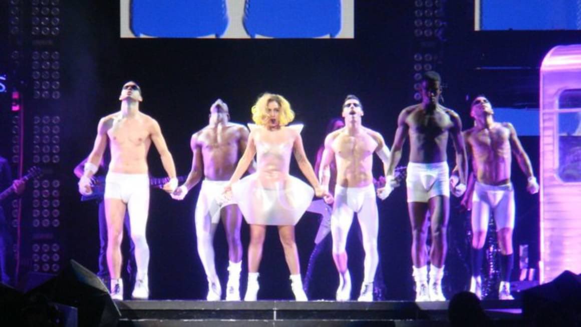 isaiah_ka's tweet photo. So yeah. That’s the story of me being eye to eye with Lady Gaga. I’ll never forget it for the rest of my days. What an amazing experience. She was everything I imagined and more. https://t.co/pya90YMxA4