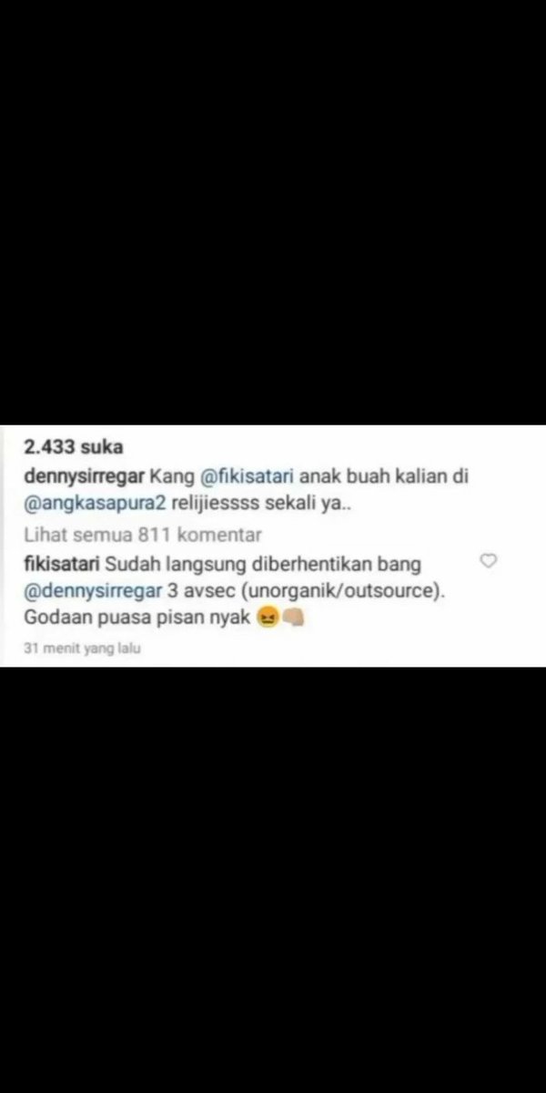 kafiradikalis's tweet photo. ...Jadi anda @fikisatari yang memecat 3 buruh di bandara gara2 mereka diduga pengagum HBS?

Sok banget yah anda main pecat2 padahal gak ada aturan ketenagakerjaan soal itu.

Ini petugas2 Bandara jadi jongos ngawal personel Kpop gak anda pecatin juga? (``,) https://t.co/SauveLnOm2