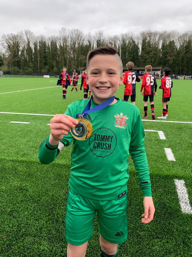 What a day yesterday and deserved the win proud of you boy 😘🧤🏆 @BexleyPsfa @Defiancegloves #keeper #hardworkpaysoff #teamJD1 #district #bexley #winners #littlebart #CC1